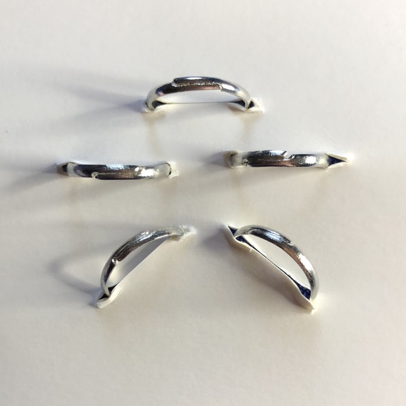 FREE✨with purchase | ARDENE girl 5 pack of children’s sizeable rings - Picture 3 of 4